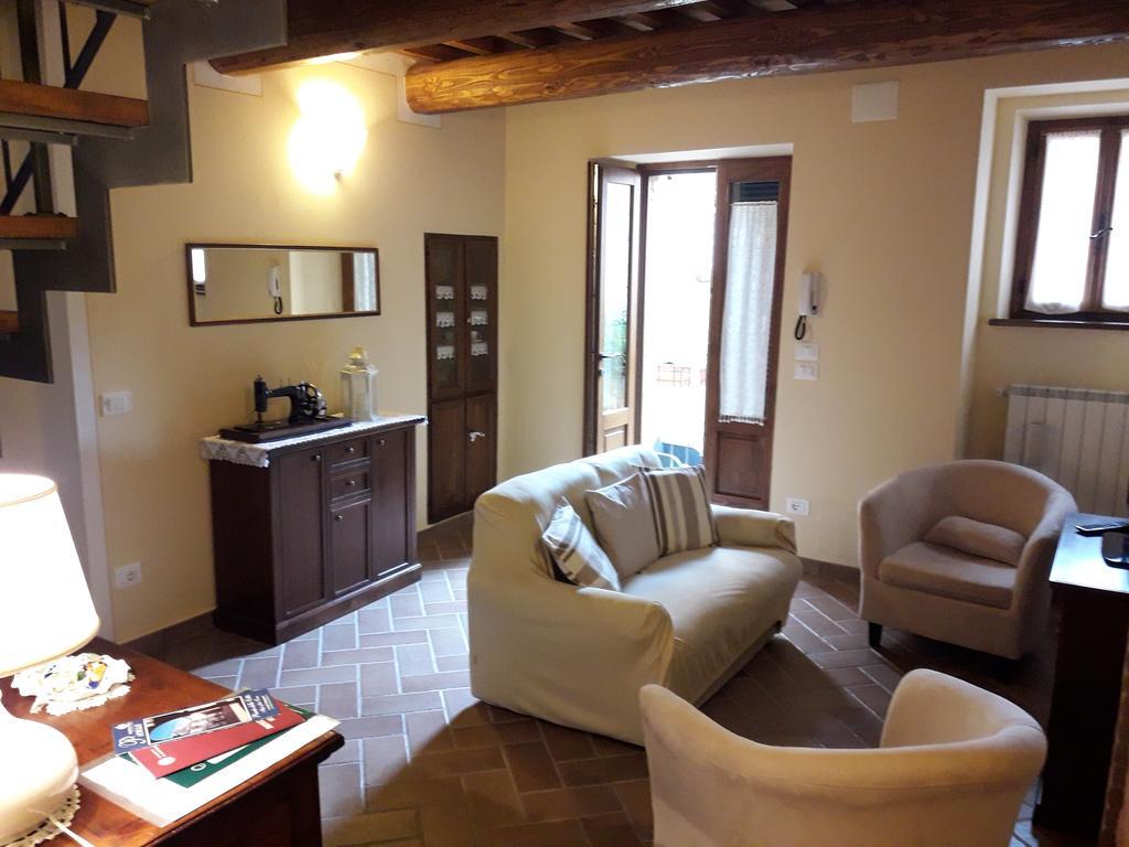 La Corte Antica ปีเอนซา ภายนอก รูปภาพ