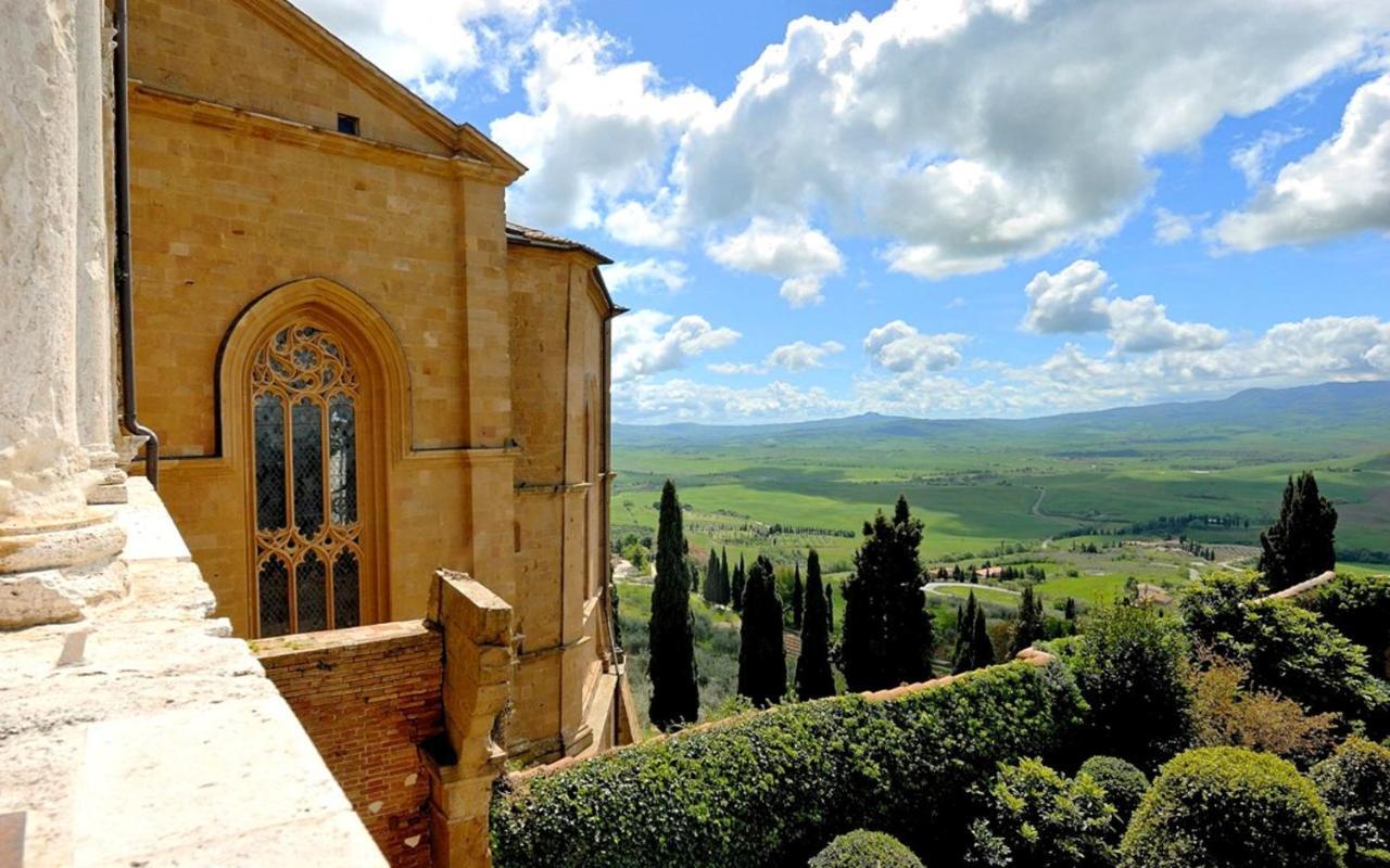 La Corte Antica ปีเอนซา ภายนอก รูปภาพ